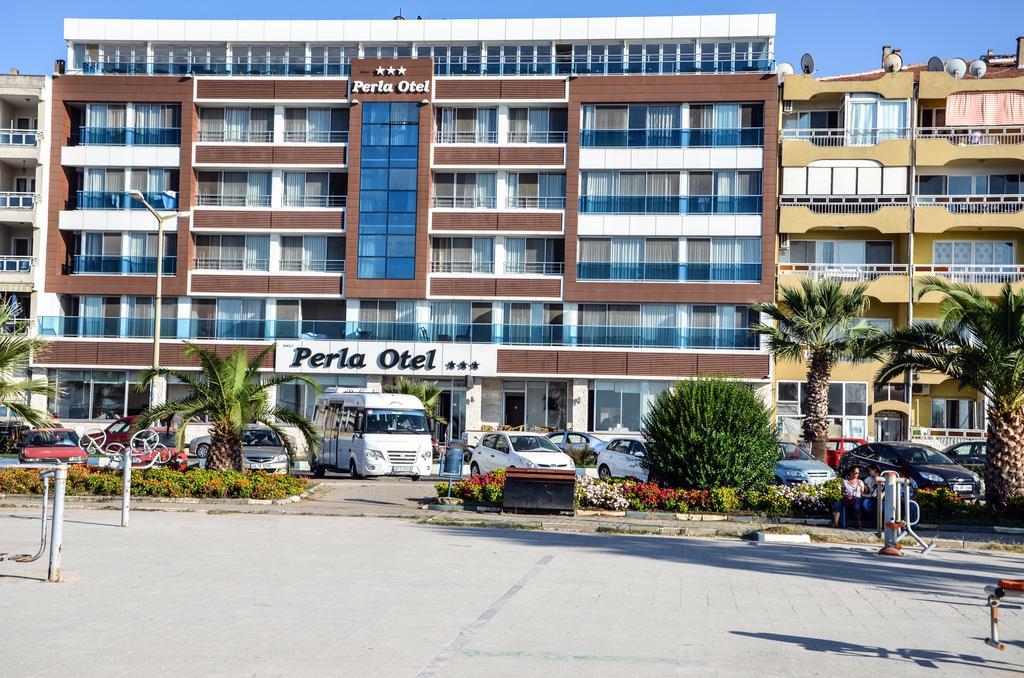 Perla Hotel Дикили Екстериор снимка