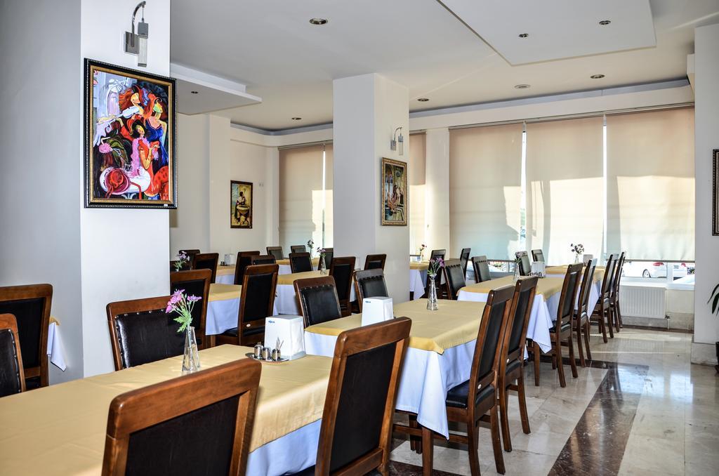 Perla Hotel Дикили Екстериор снимка