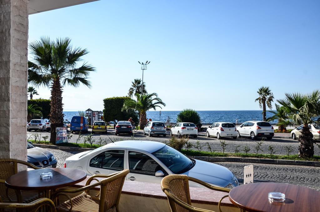 Perla Hotel Дикили Екстериор снимка